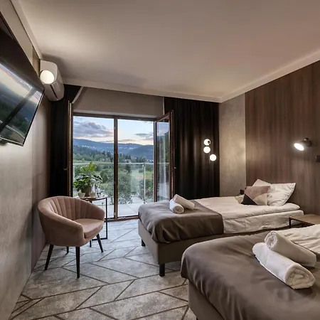 Sudecki & Hotel *