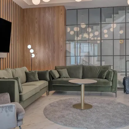 Sudecki & Отель *